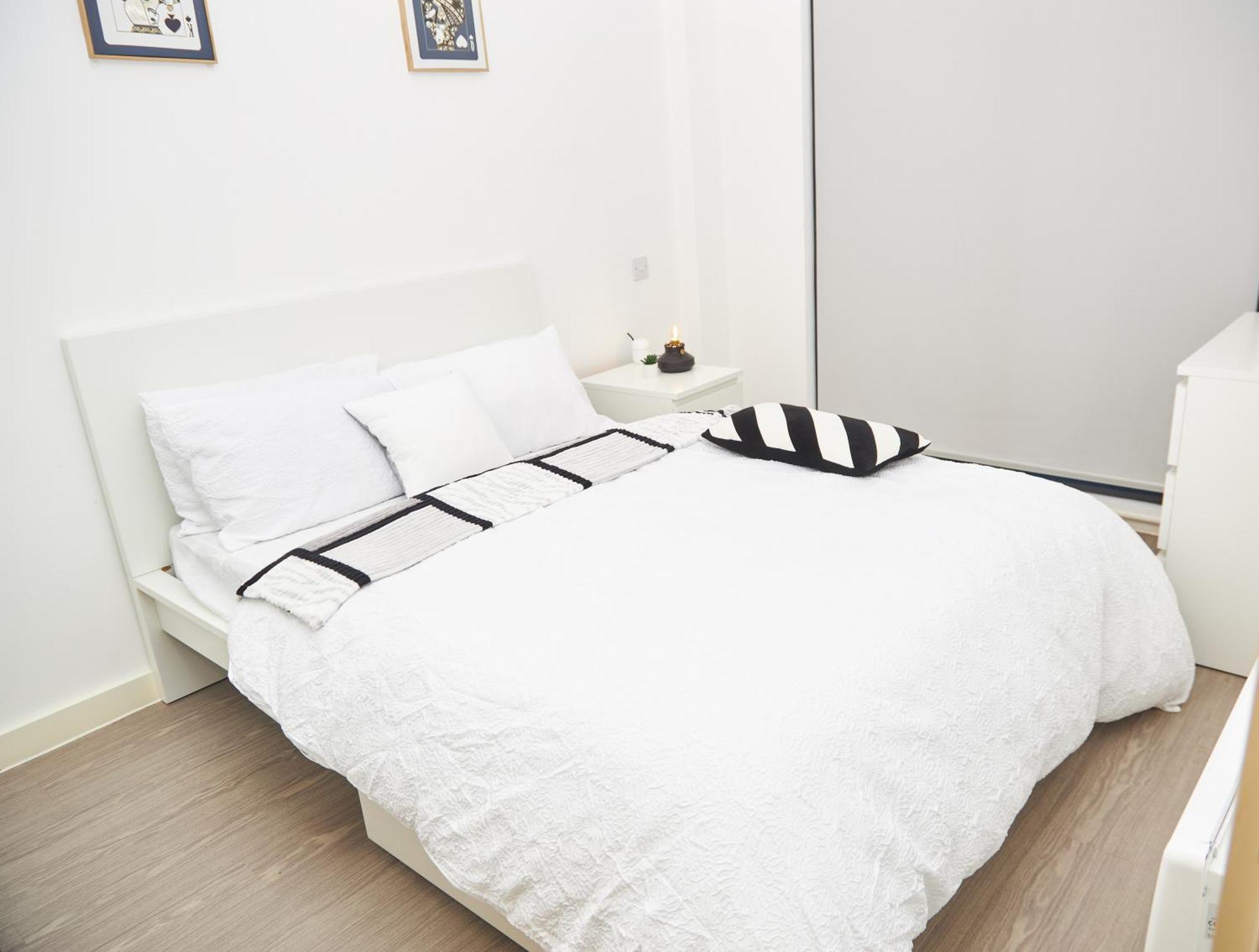 Obi'S House&Suites - Luxury 2Bed Duplex Apartment With Balcony Манчестър Екстериор снимка
