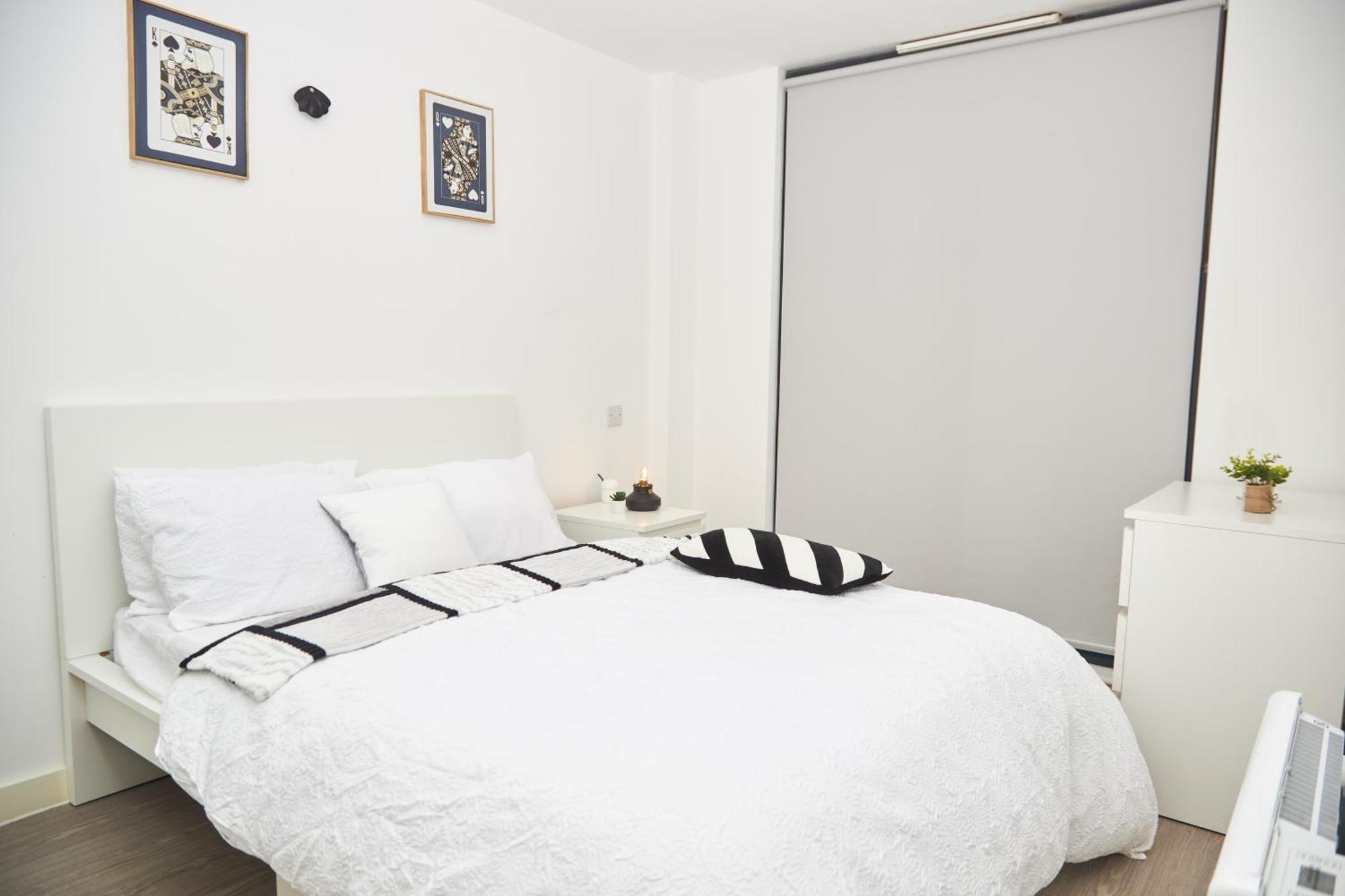 Obi'S House&Suites - Luxury 2Bed Duplex Apartment With Balcony Манчестър Екстериор снимка
